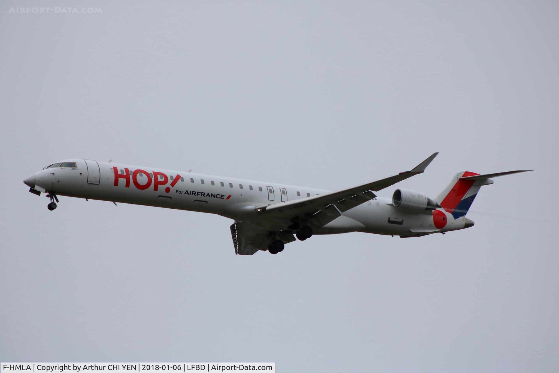 F-HMLA, 2010 Bombardier CRJ-1000EL NG (CL-600-2E25) C/N 19004, HOP! CRJ-1000 from Roma Fiumicino at Bordeaux Airport.