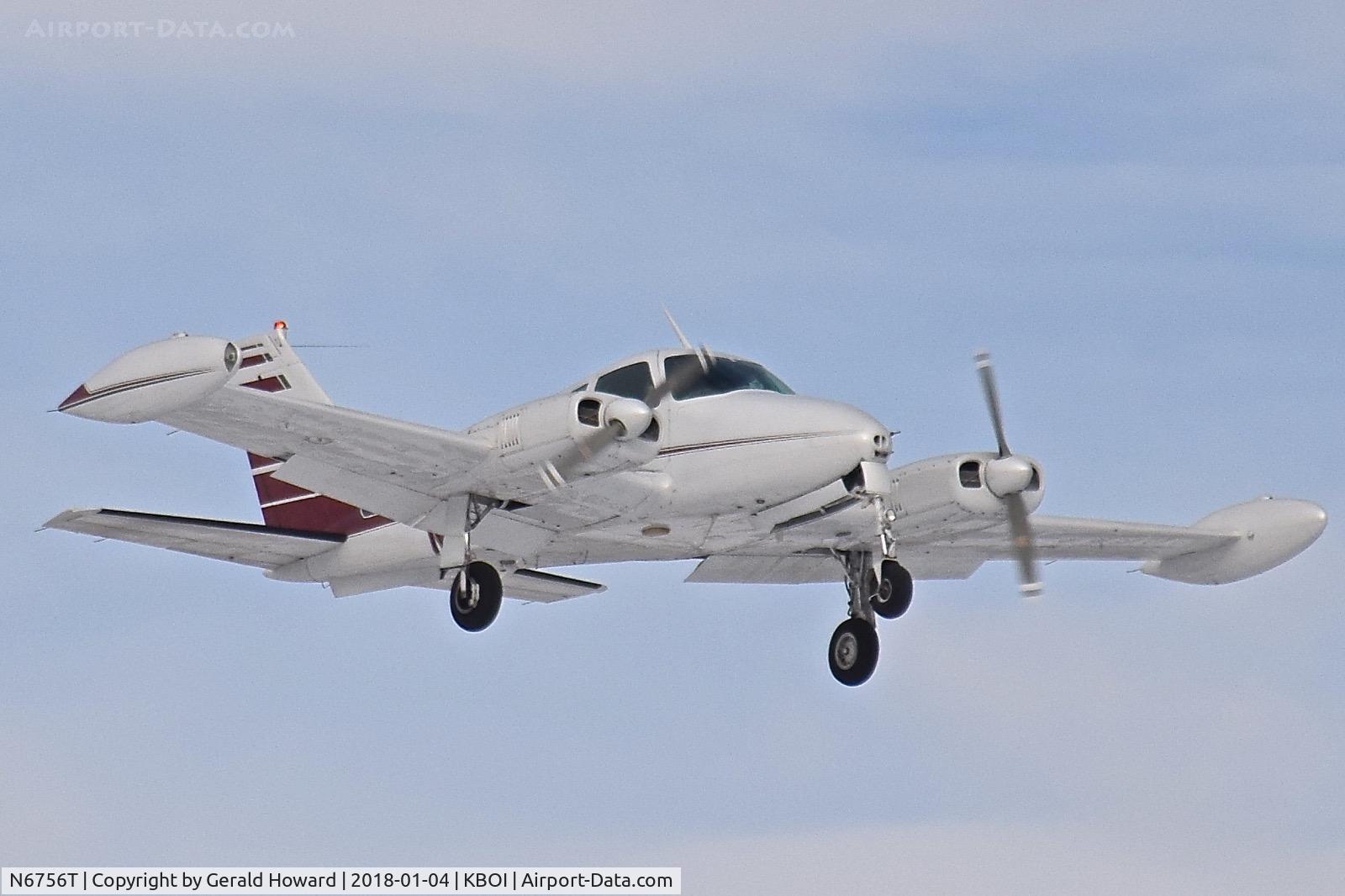 N6756T, 1960 Cessna 310D C/N 39056, Landing RWY 10R.