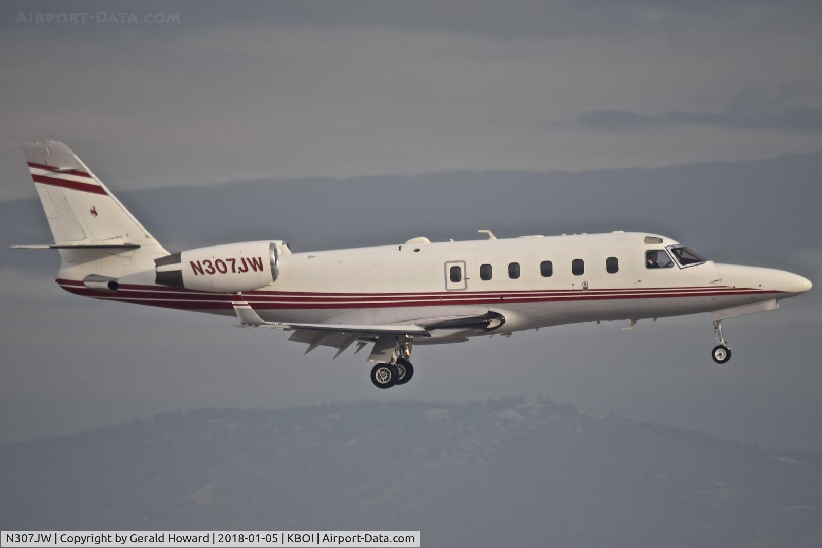 N307JW, 2000 Israel Aircraft Industries IAI-1125A Astra SPX C/N 123, Landing RWY10R.