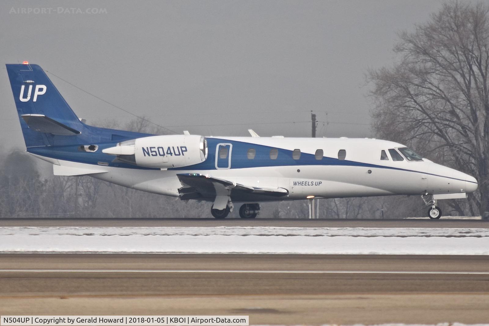 N504UP, 2003 Cessna 560XL C/N 560-5324, Take off roll on RWY 10L.
