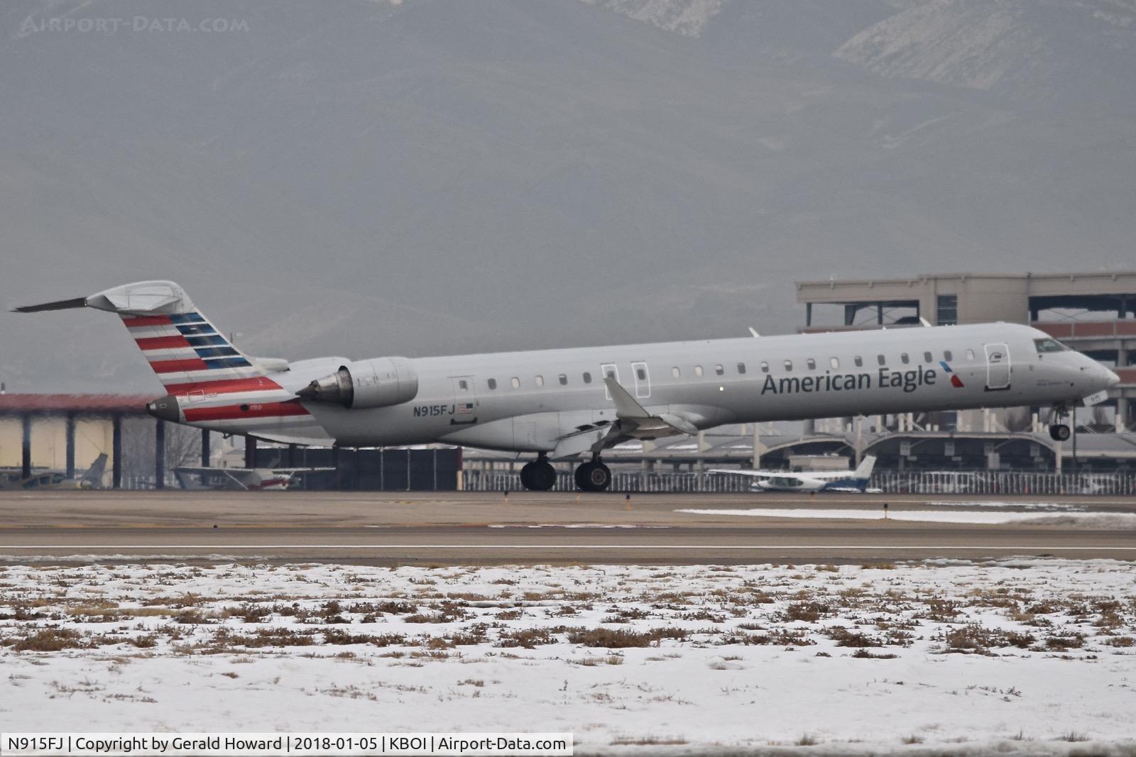 N915FJ, 2004 Bombardier CRJ900 (CL-600-2D24) C/N 15015, Touch down on RWY 10L.