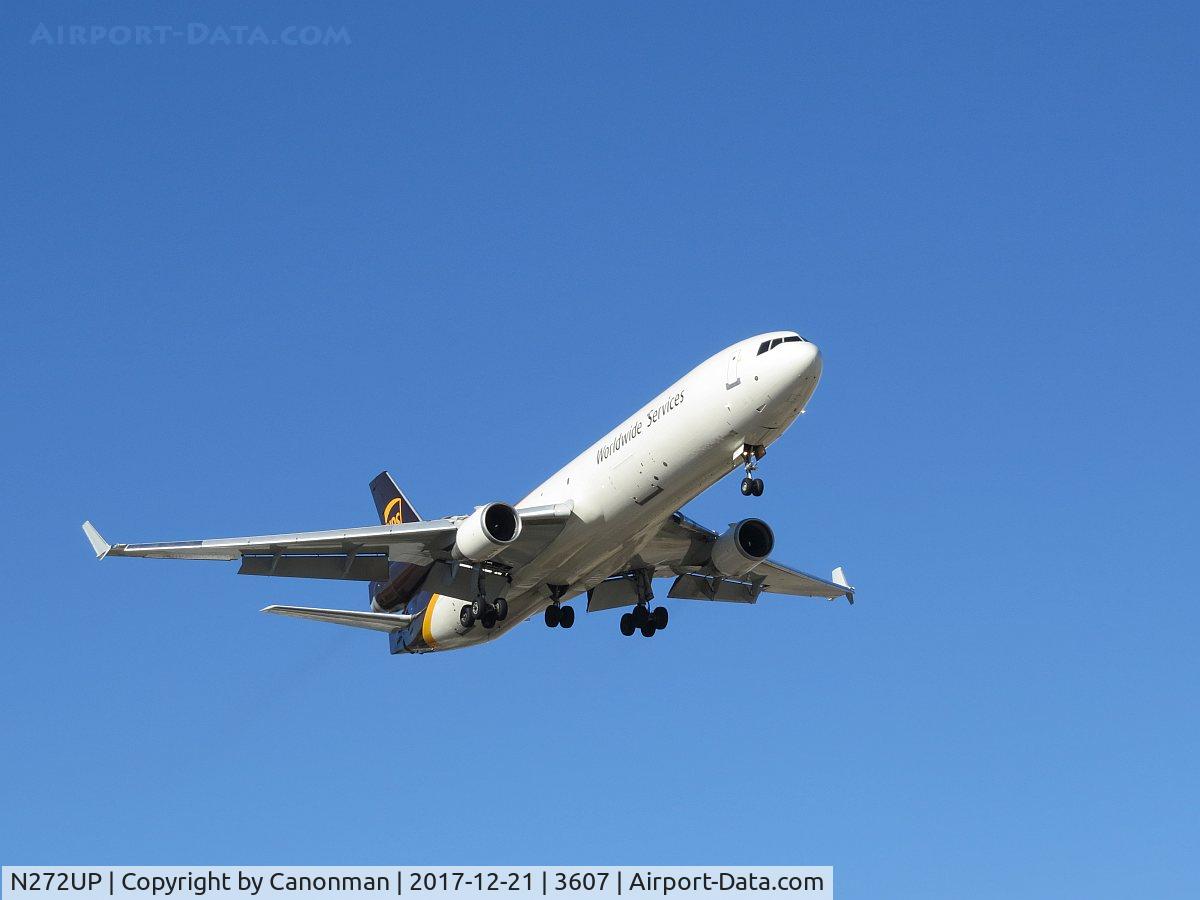 N272UP, 1993 McDonnell Douglas MD-11 C/N 48571, Landing