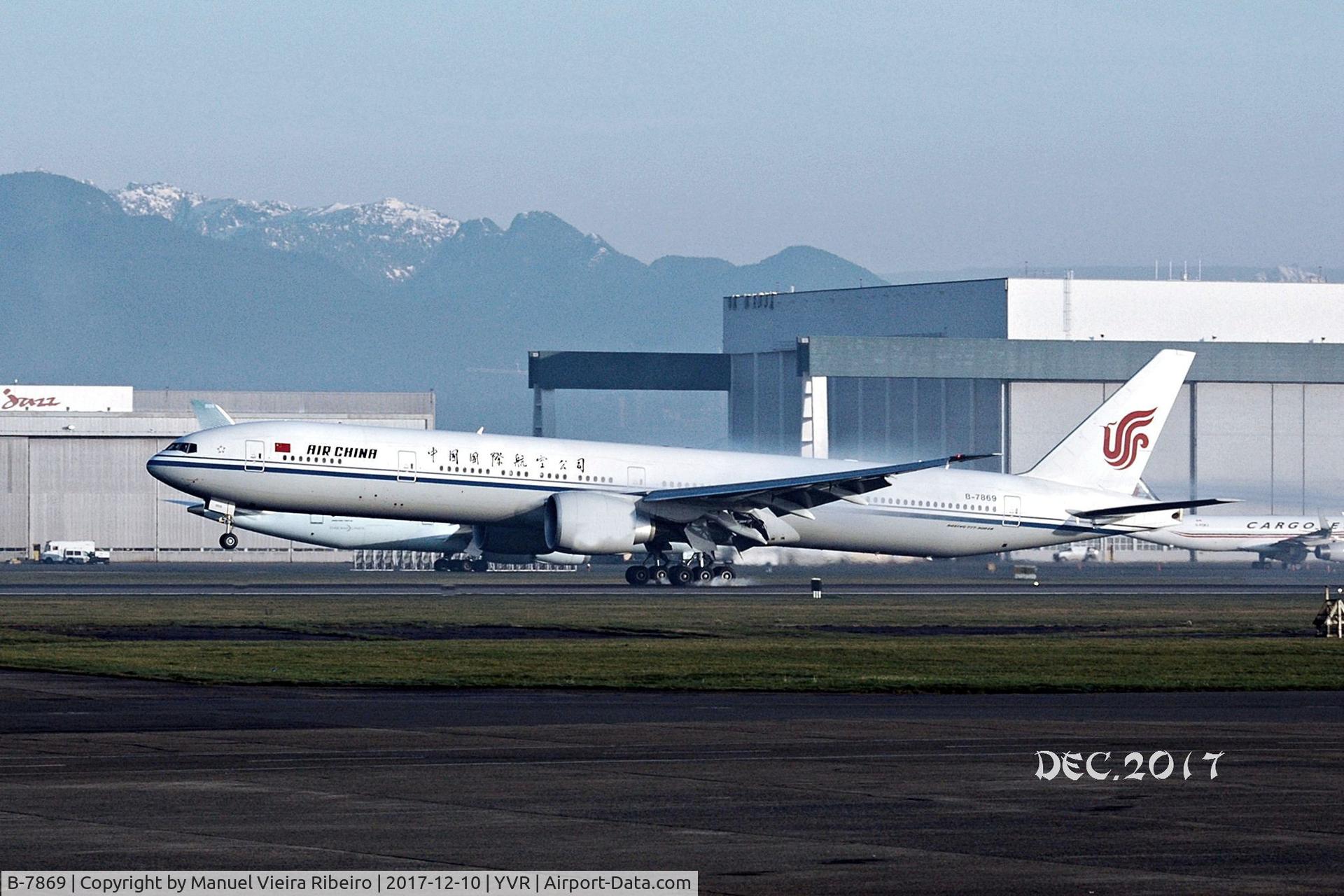 B-7869, 2016 Boeing 777-39L/ER C/N 63353, Arrival from Beijing