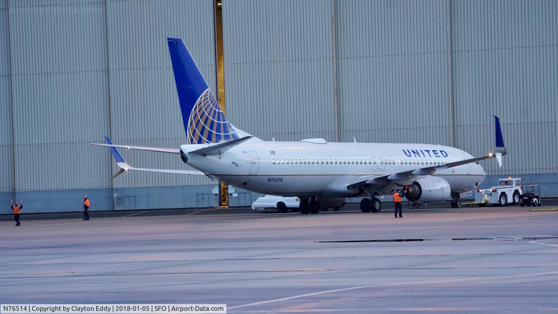 N76514, 2008 Boeing 737-824 C/N 31626, SFO 2018.
