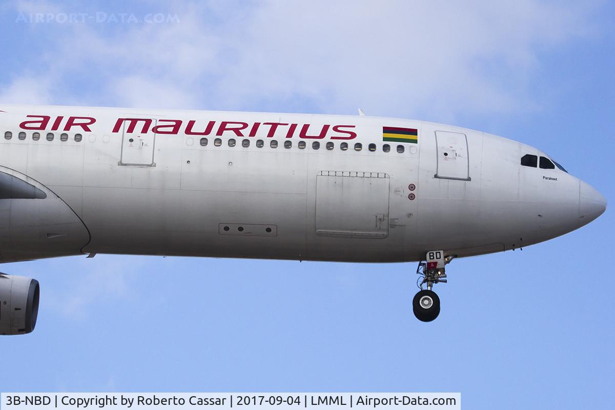 3B-NBD, 1997 Airbus A340-313 C/N 194, Runway 13