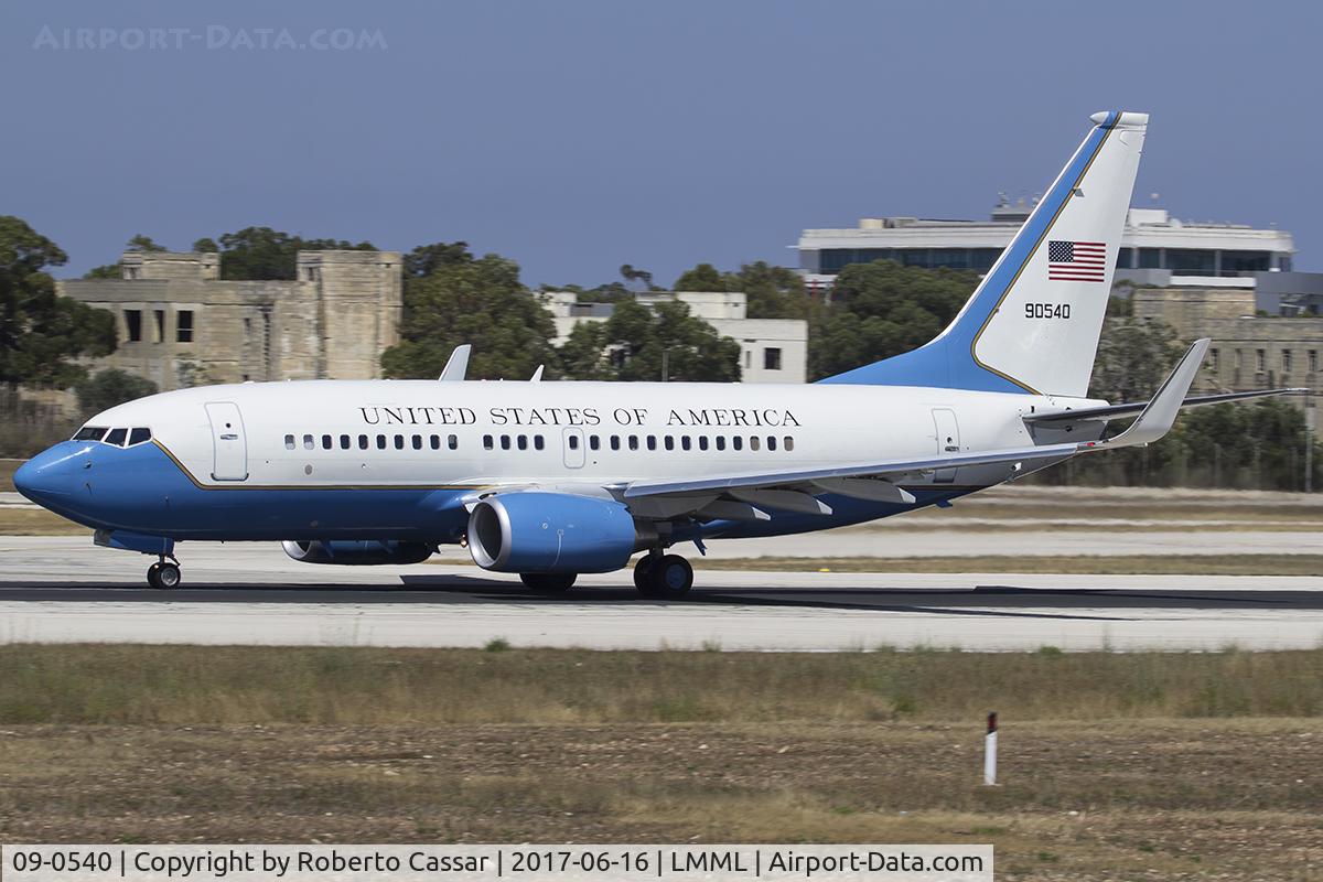 09-0540, 2010 Boeing C-40C Clipper (737-7BC BBJ) C/N 40706, Runway 31