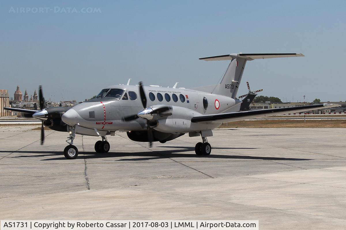 AS1731, 2015 Beechcraft B200GT C/N BY-249, Park 7