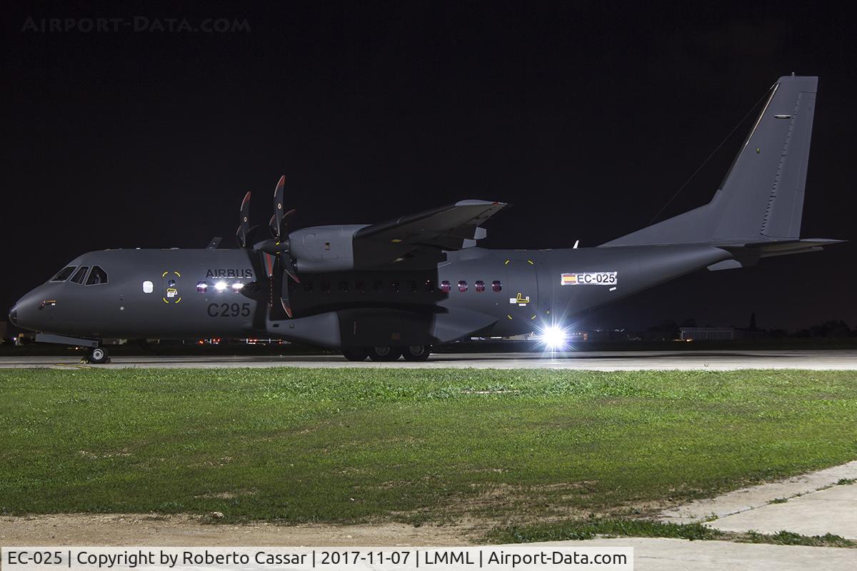 EC-025, CASA C-295M C/N 166, Park 4
