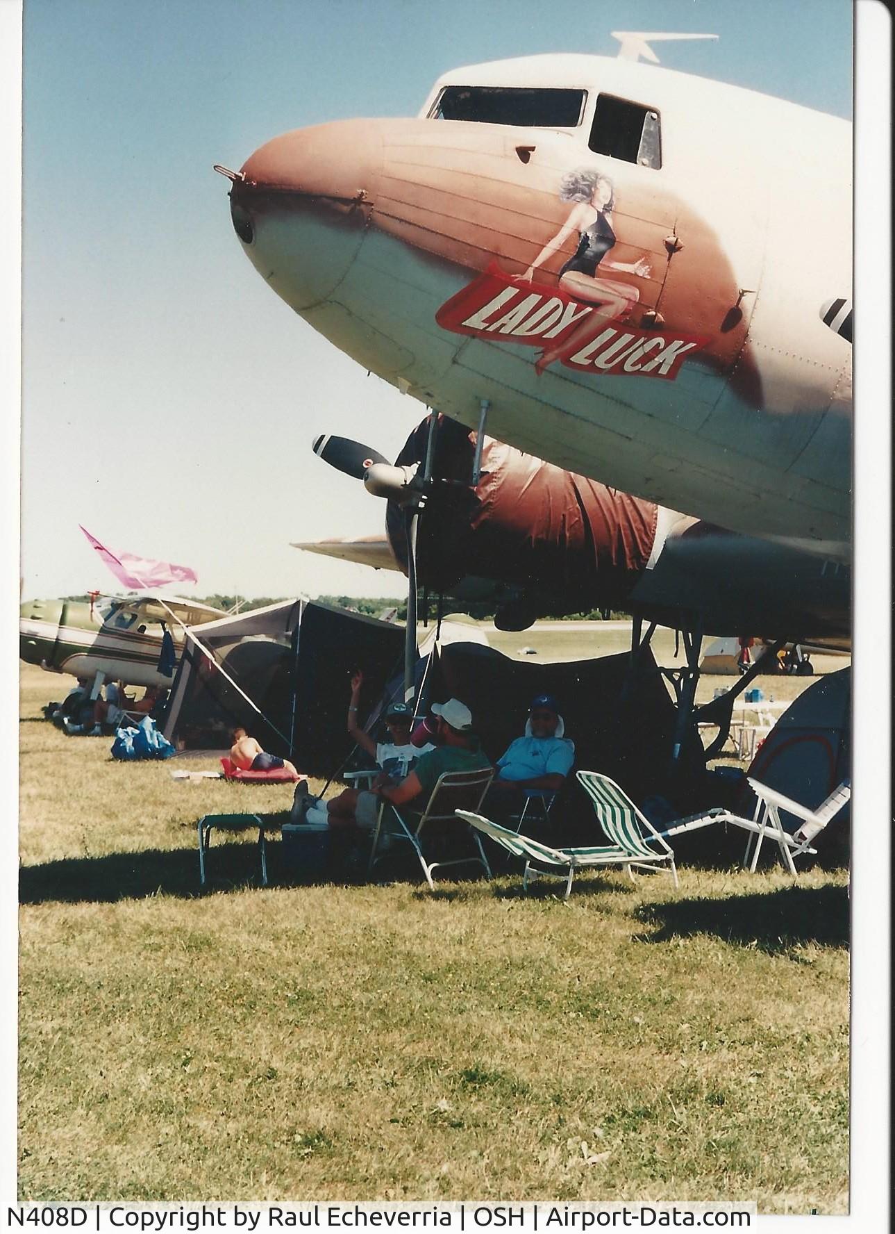 N408D, 1940 Douglas DC-3-G202A C/N 2247, Camping under the wing at Oshkosh