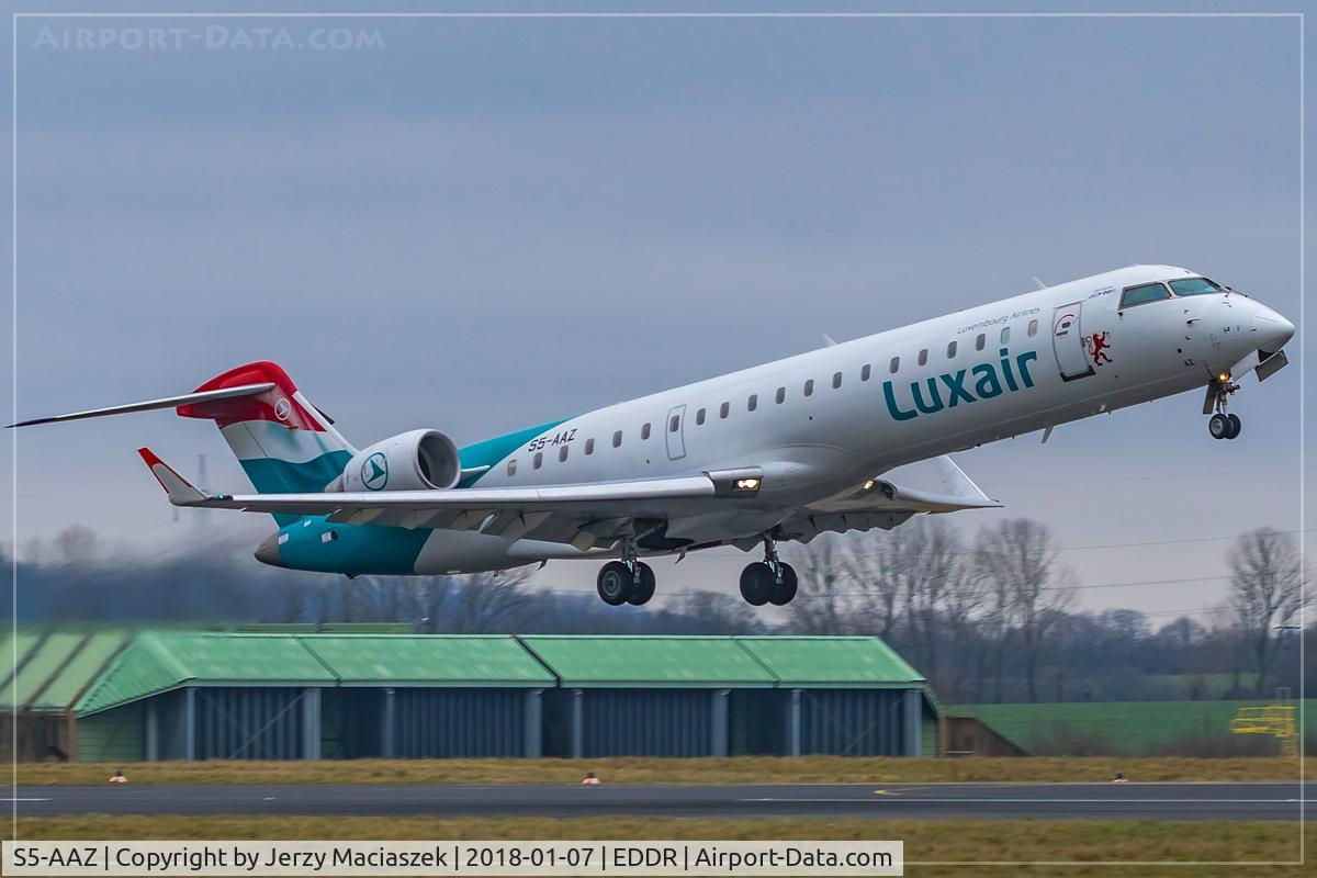S5-AAZ, 2001 Canadair CRJ-700 (CL-600-2C10) Regional Jet C/N 10014, Canadair CRJ-700