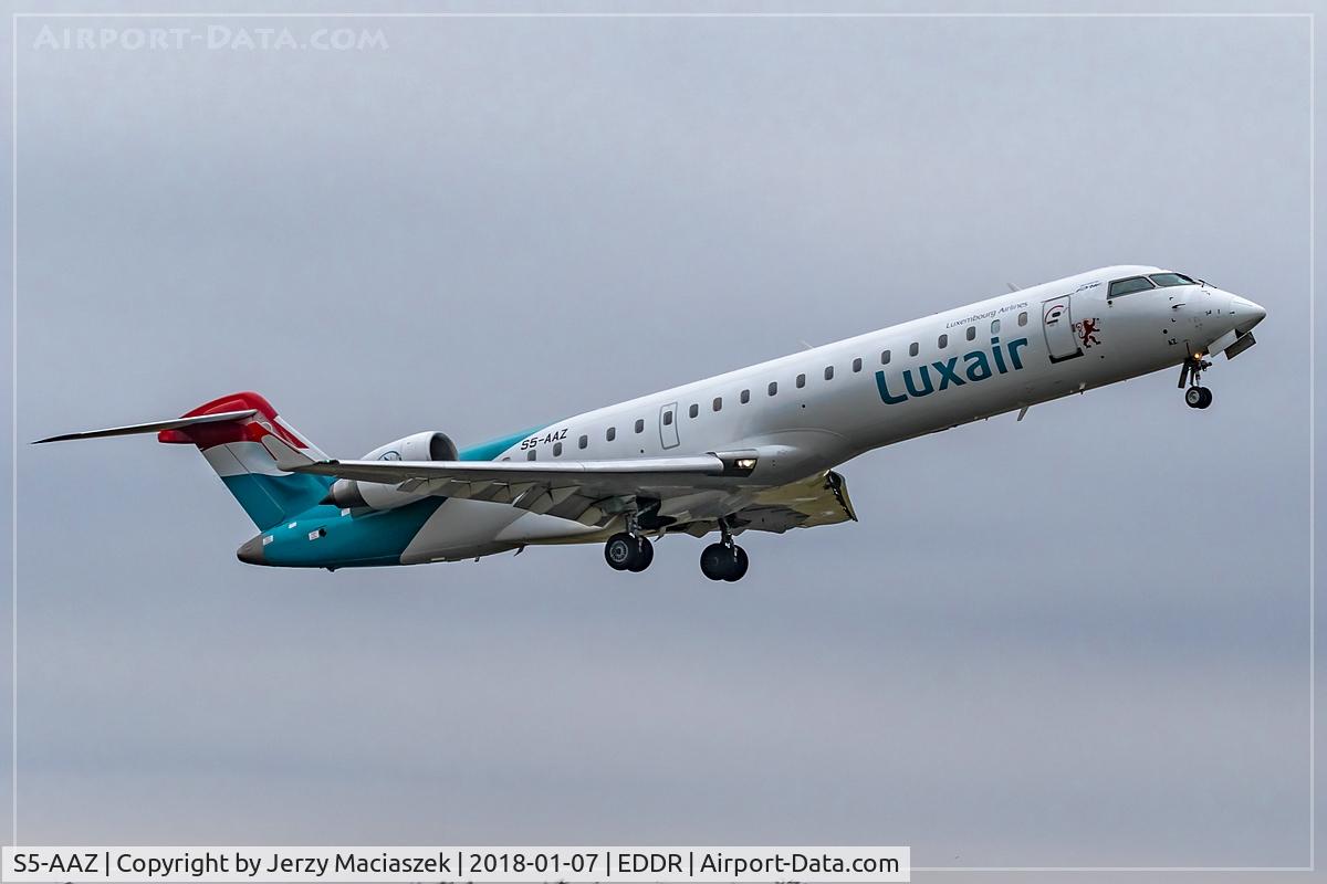 S5-AAZ, 2001 Canadair CRJ-700 (CL-600-2C10) Regional Jet C/N 10014, Canadair CRJ-700