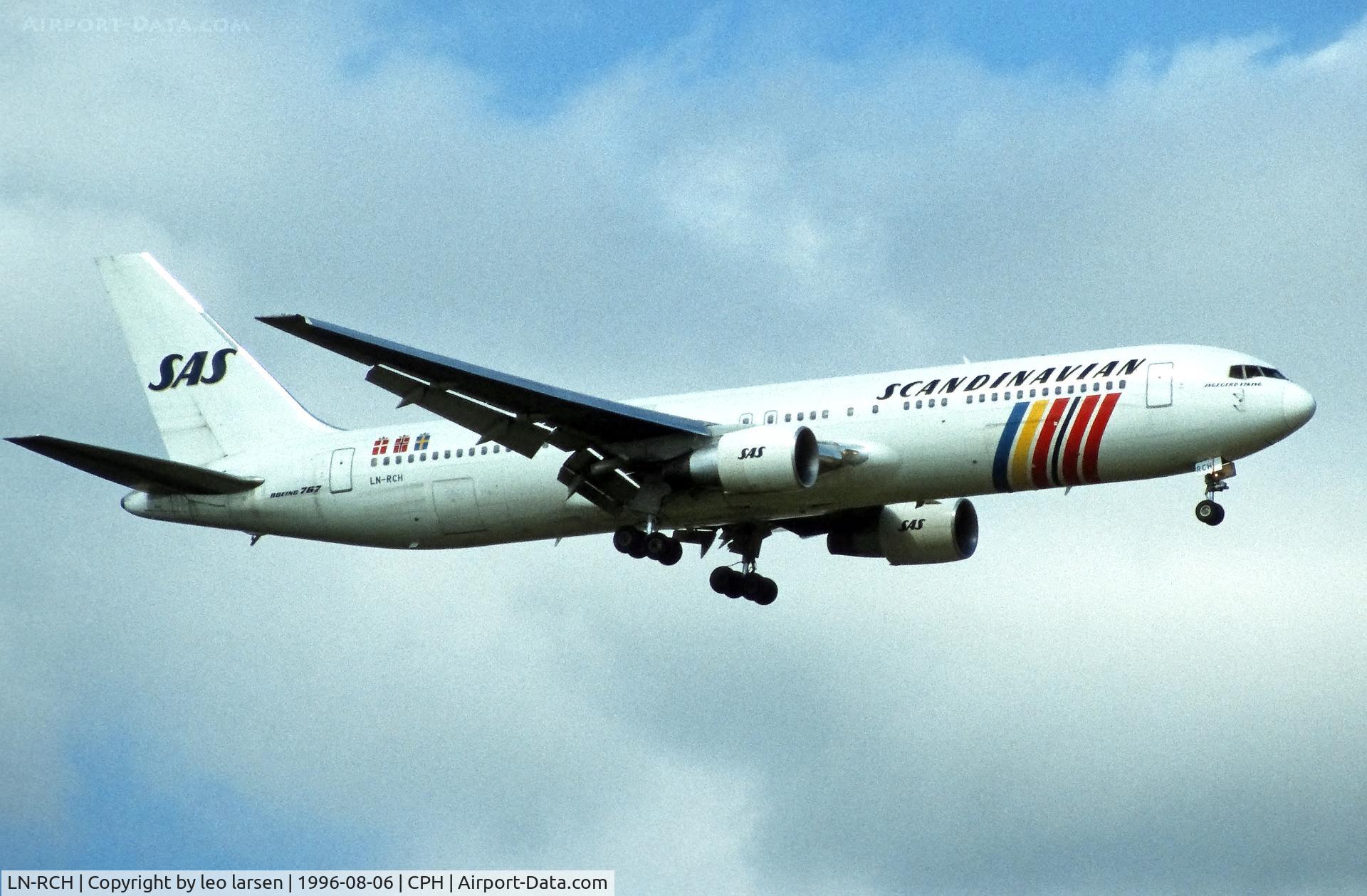 LN-RCH, 1989 Boeing 767-383/ER C/N 24318, Copenhagen 6.8.1996
