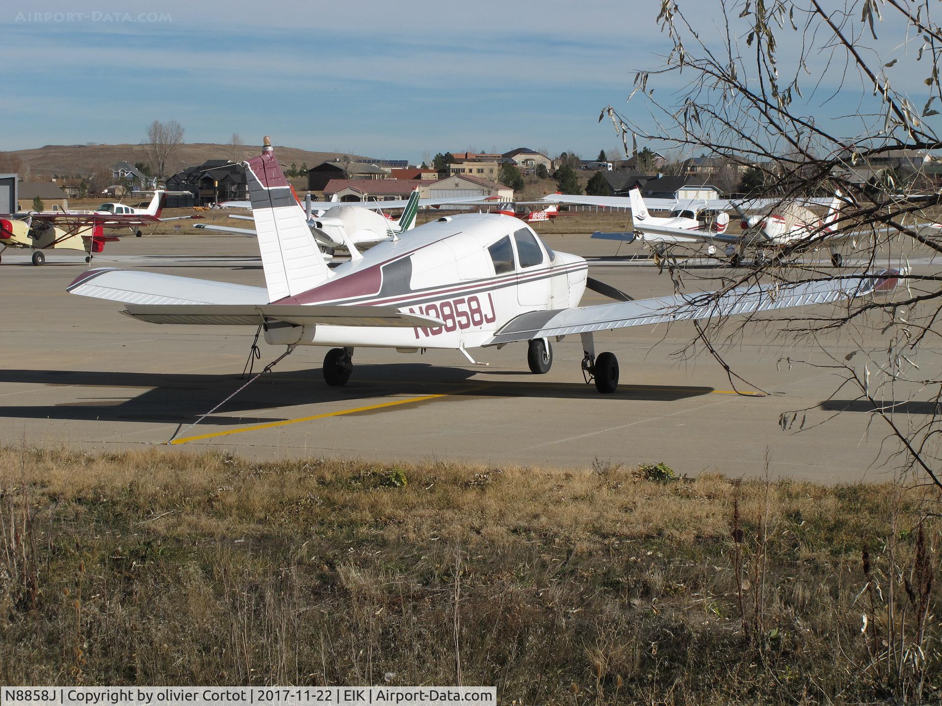 N8858J, 1965 Piper PA-28-180 C/N 28-2928, right side