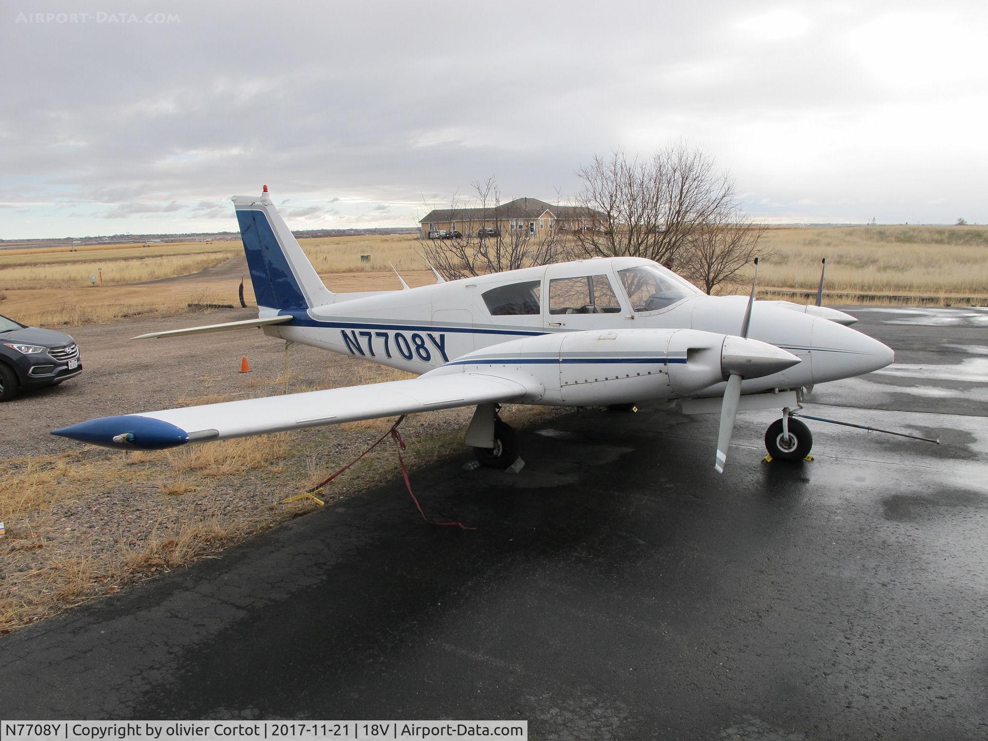 N7708Y, 1965 Piper PA-30 Twin Comanche Twin Comanche C/N 30-661, A small airfield in Colorado