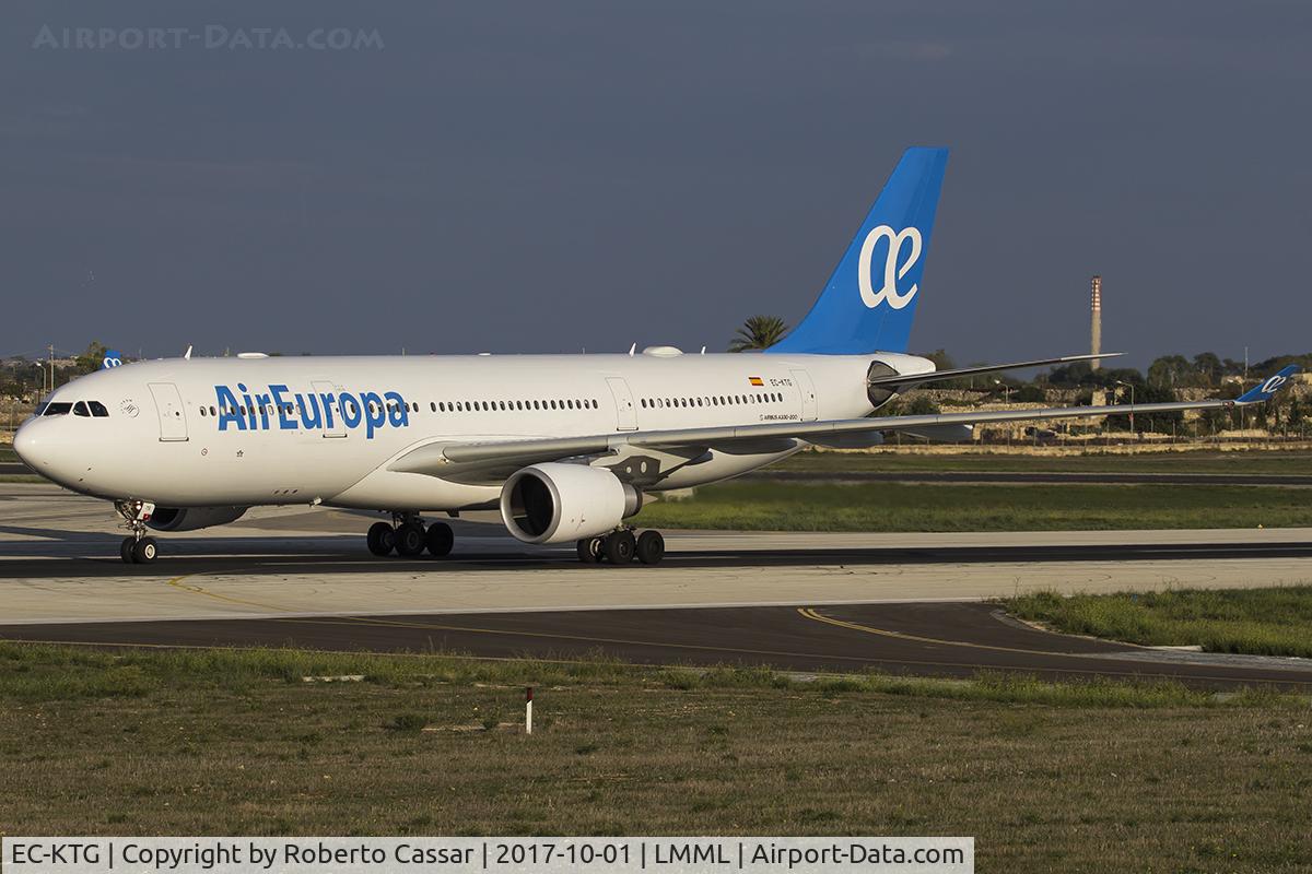EC-KTG, 2008 Airbus A330-202 C/N 950, Runway 13 Backtrack