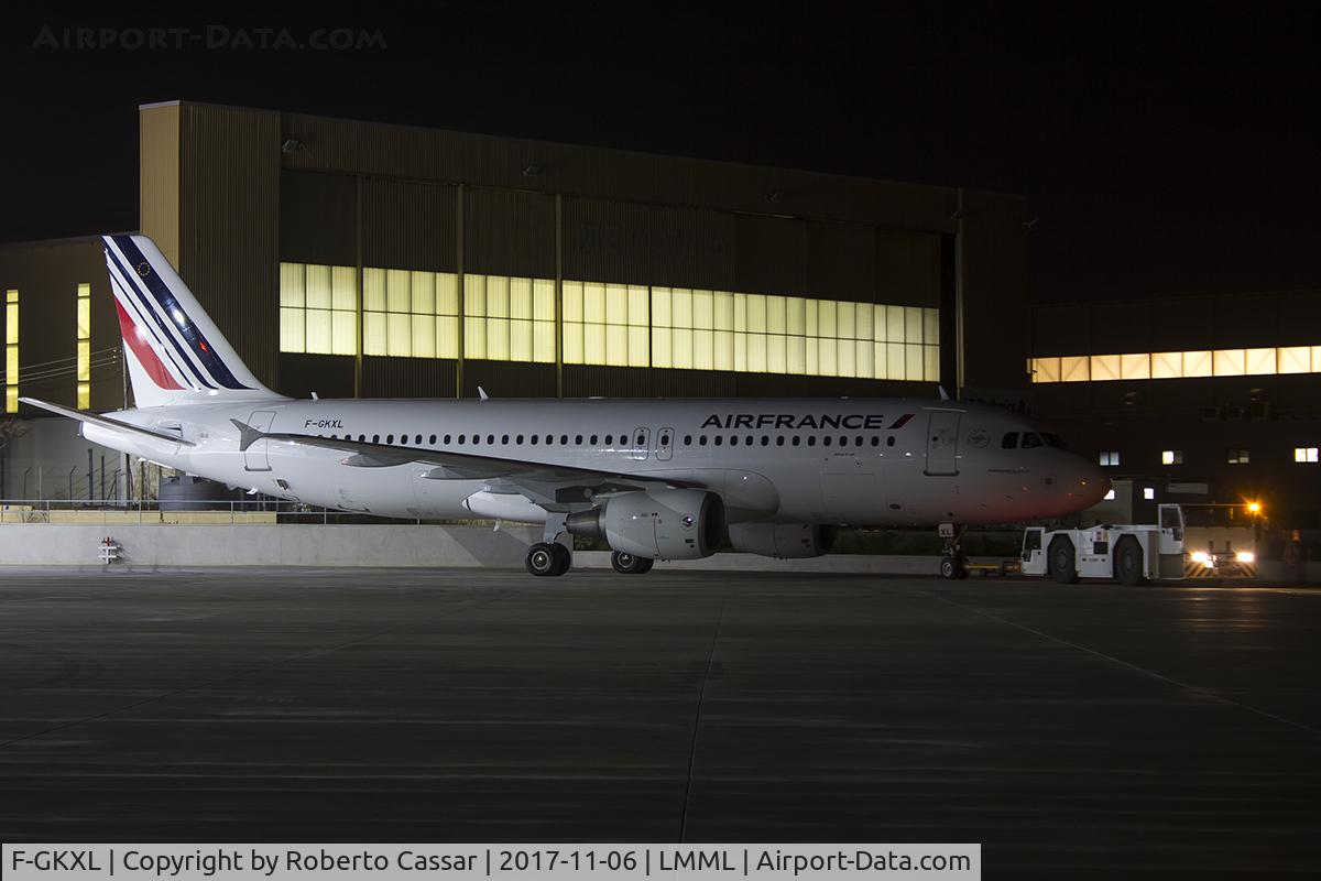 F-GKXL, 2006 Airbus A320-214 C/N 2705, Aviation Cosmetics Hangar