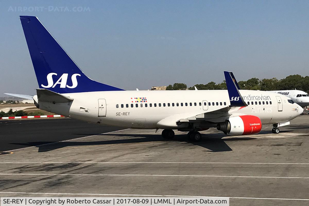 SE-REY, 2002 Boeing 737-76N C/N 32737, Park 9
