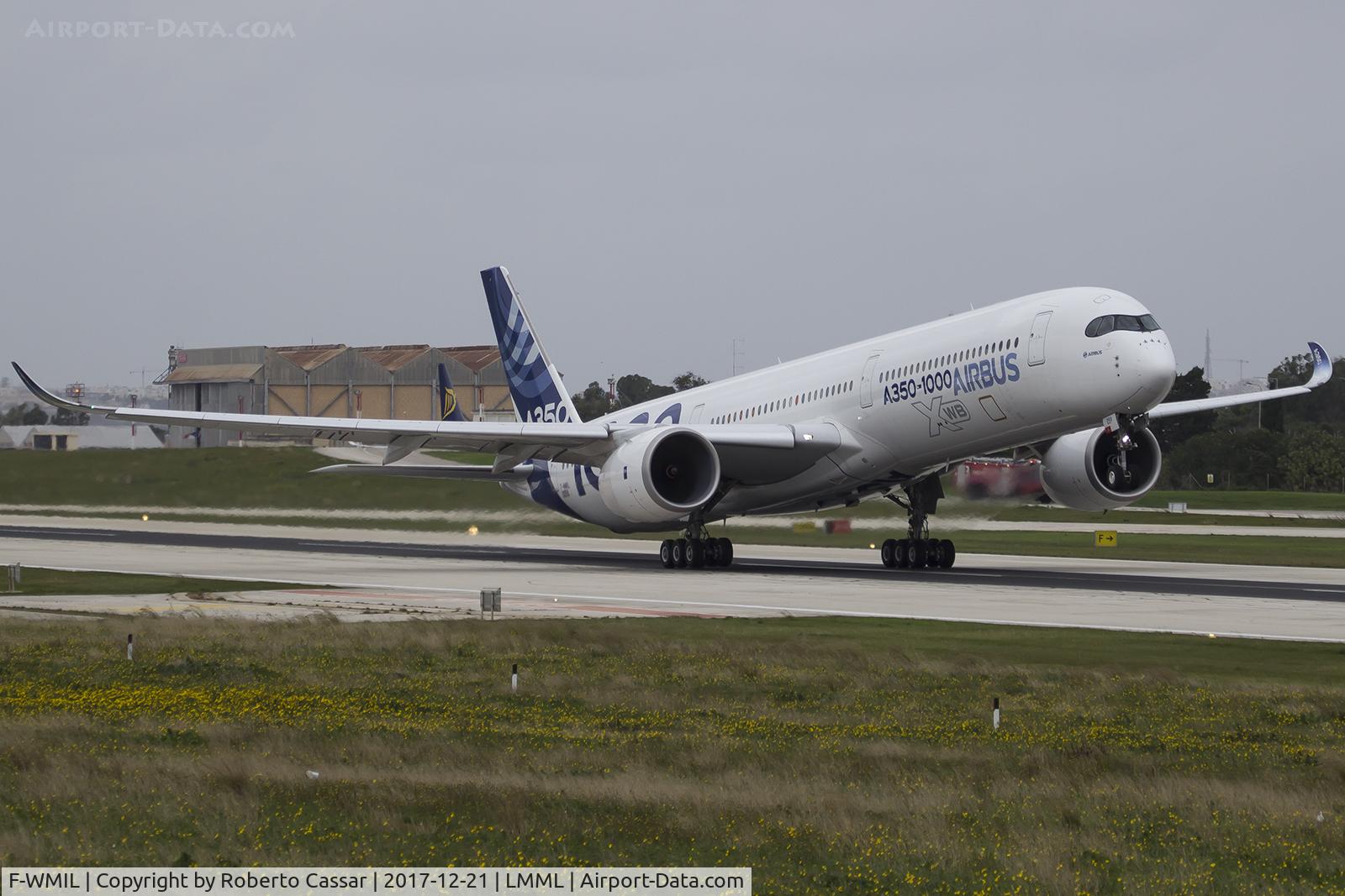 F-WMIL, 2016 Airbus A350-1041 C/N 059, Runway 13