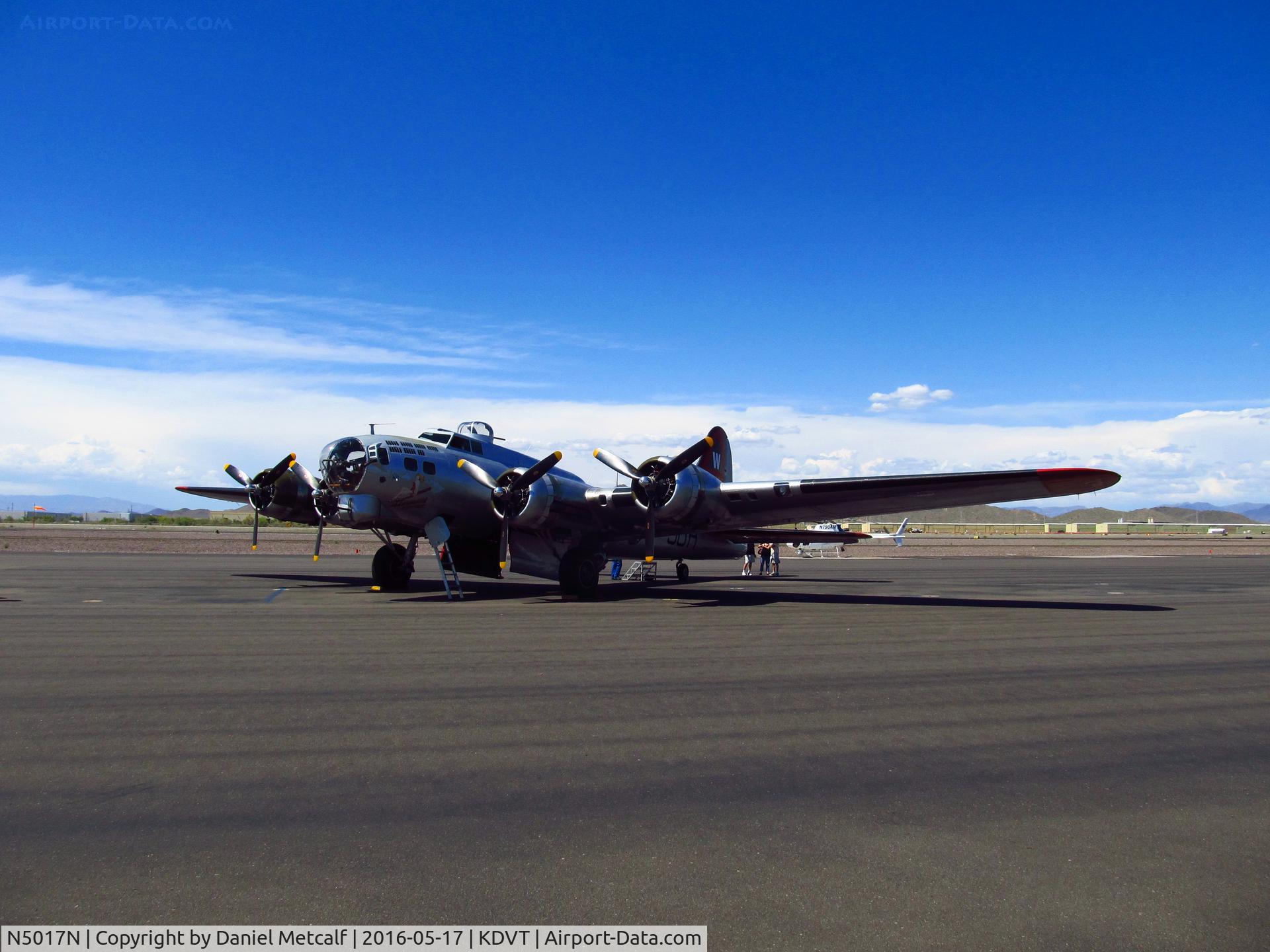 N5017N, 1944 Lockheed/Vega (Boeing) B-17G-105-VE Flying Fortress C/N 8649, Seen at Phoenix Deer Valley