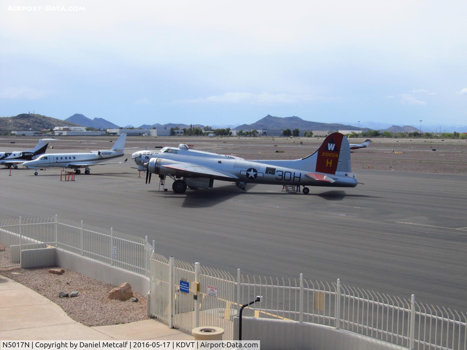 N5017N, 1944 Lockheed/Vega (Boeing) B-17G-105-VE Flying Fortress C/N 8649, Seen at Phoenix Deer Valley