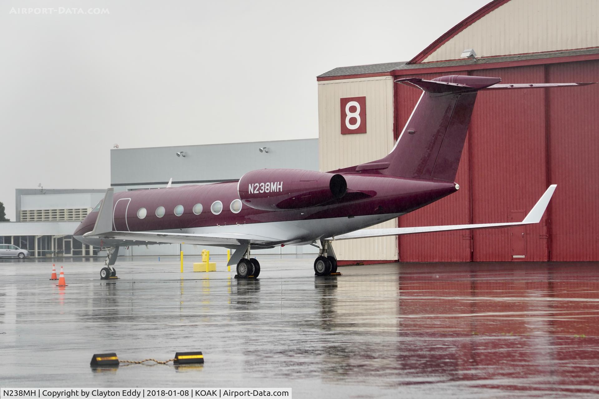 N238MH, 2014 Gulfstream Aerospace GIV-X (G450) C/N 4316, OAK 2018.