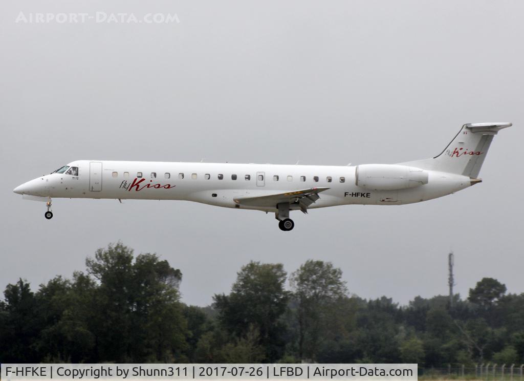 F-HFKE, 2000 Embraer ERJ-145LR (EMB-145LR) C/N 145299, Landing rwy 23