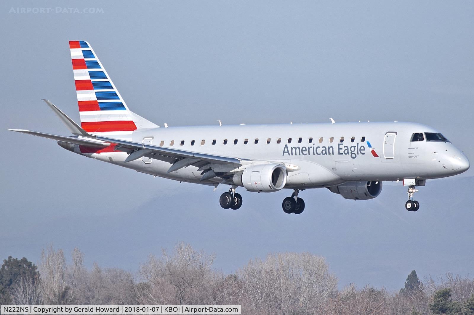 N222NS, 2015 Embraer 175LR (ERJ-170-200LR) C/N 17000528, On approach for RWY 10L.