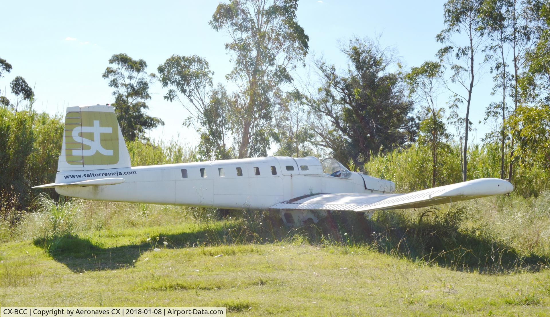 CX-BCC, 1963 Fletcher FU-24 C/N 89, F.O.V. - Recreación para niños.