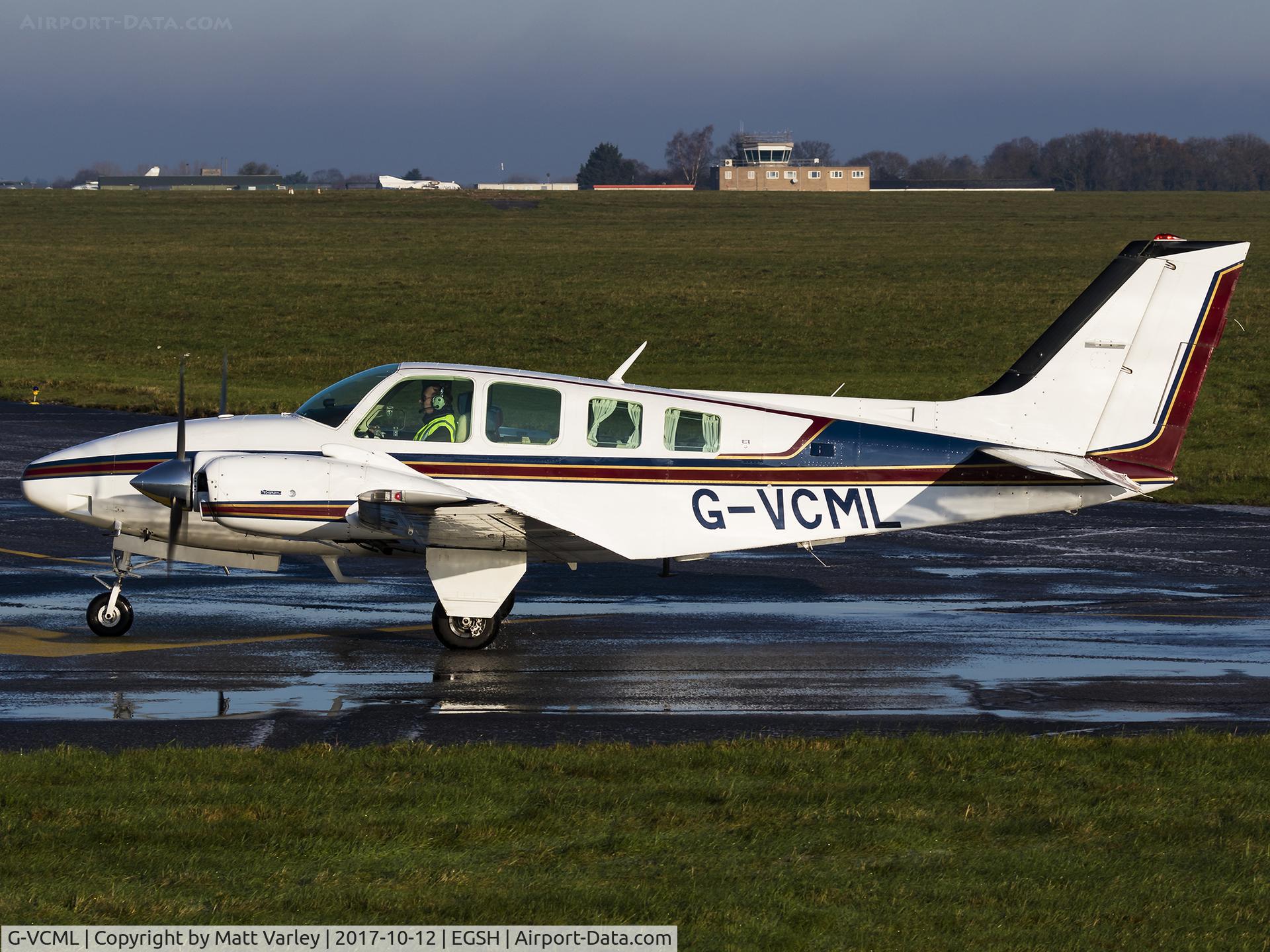 G-VCML, 1982 Beech 58 Baron C/N TH-1346, Arriving....