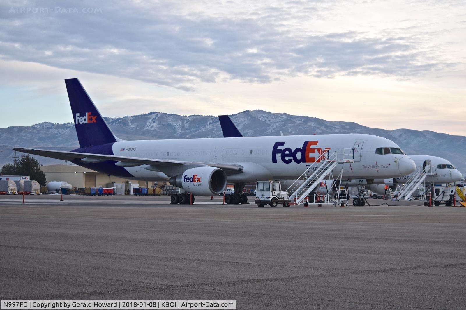 N997FD, 1990 Boeing 757-230/SF C/N 24738, Parked on Fed Ex ramp.