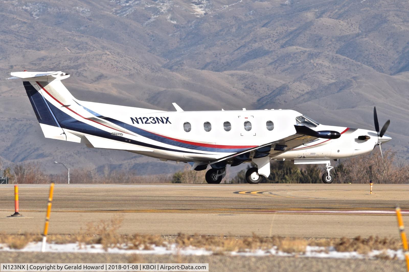 N123NX, 2009 Pilatus PC-12/47E C/N 1123, Starting take off roll on RWY 10R.