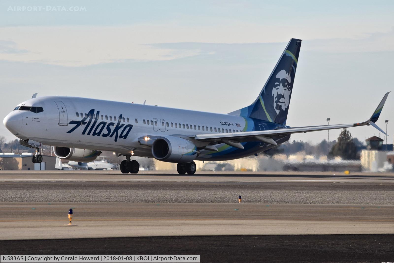 N583AS, 2007 Boeing 737-890 C/N 35681, Take off roll on RWY 10L.