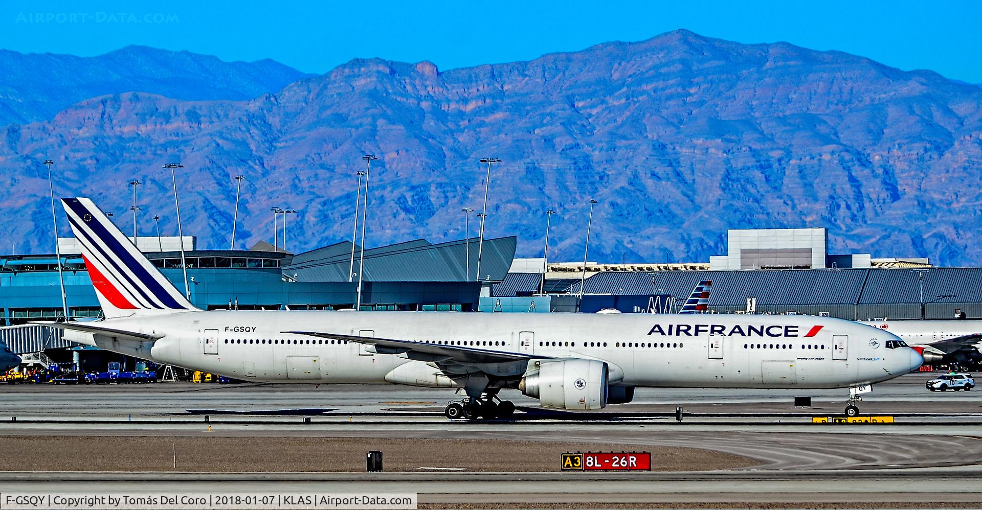 F-GSQY, 2007 Boeing 777-328/ER C/N 35678, F-GSQY Air France Boeing 777-328(ER) s/n 35678 - Las Vegas - McCarran International (LAS / KLAS)
USA - Nevada, January 7, 2018
Photo: Tomás Del Coro