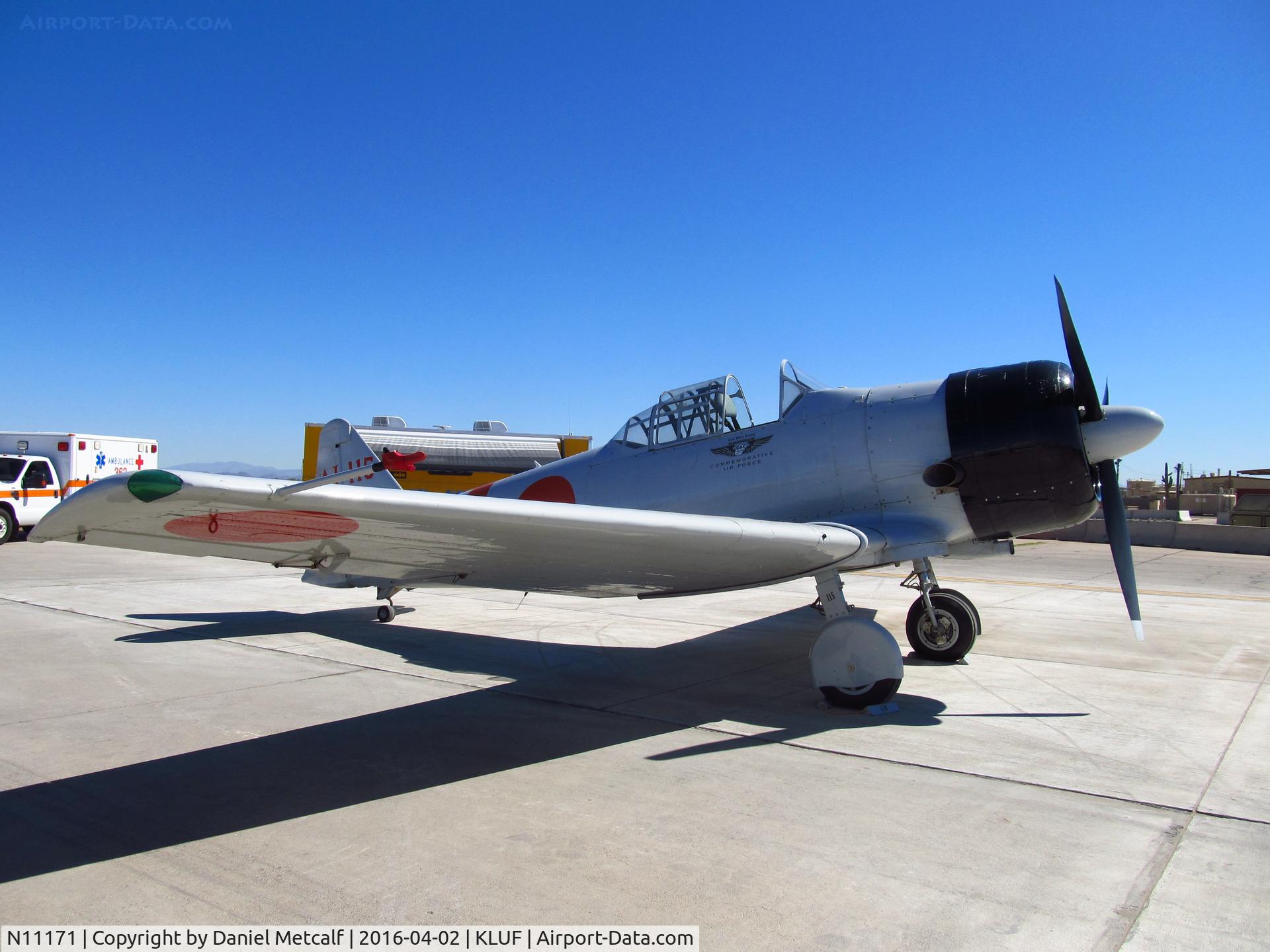 N11171, 1942 North American AT-6B Texan C/N 84-7800, Luke AFB Air Show 2016