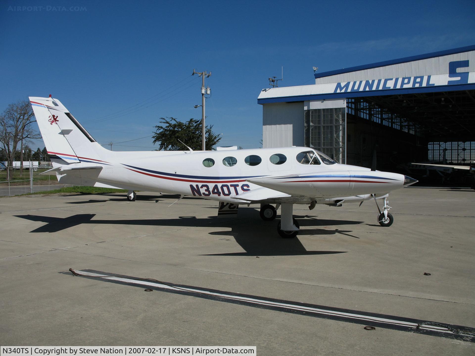 N340TS, 1980 Cessna 340A C/N 340A0999, Caledonian Air 1980 Cessna 340A @ Salinas Municipal Airport, CA