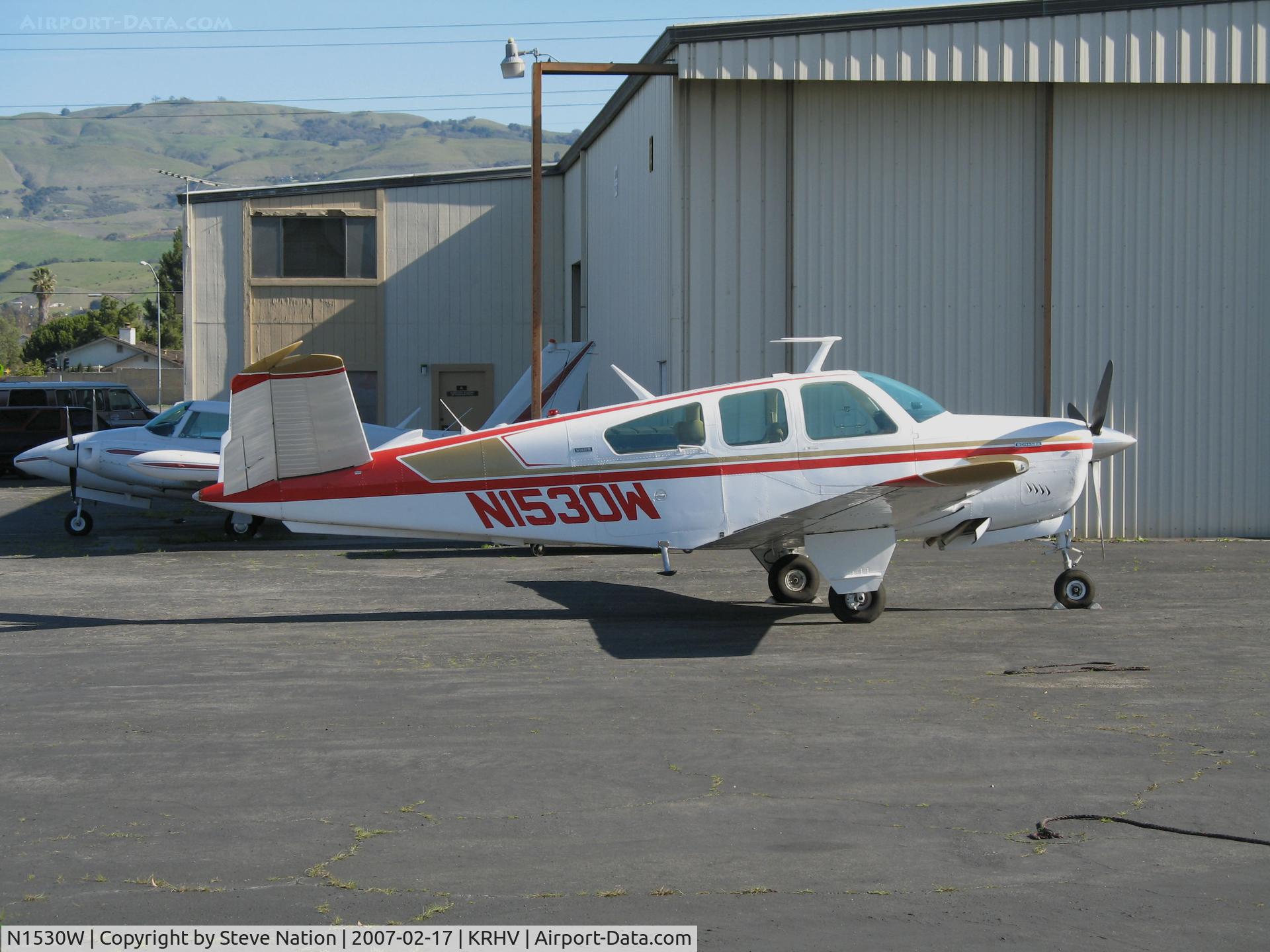 N1530W, 1972 Beech V35B Bonanza C/N D-9338, 1972 Beech V35B for sale @ Reid-Hillview Airport (San Jose), CA (to Mather Aviation, Rancho Cordova, CA 2008-03-07)