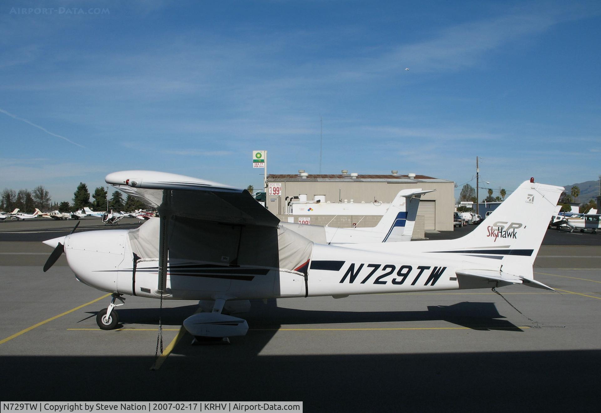 N729TW, 2002 Cessna 172S Skyhawk SP C/N 172S9201, Locally-based 2002 Cessna 172S Skyhawk @ Reid-Hillview Airport (San Jose), CA