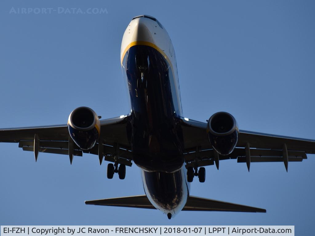 EI-FZH, 2017 Boeing 737-8AS C/N 44781, FR2925 from Brussels (BRU) landing runway 03