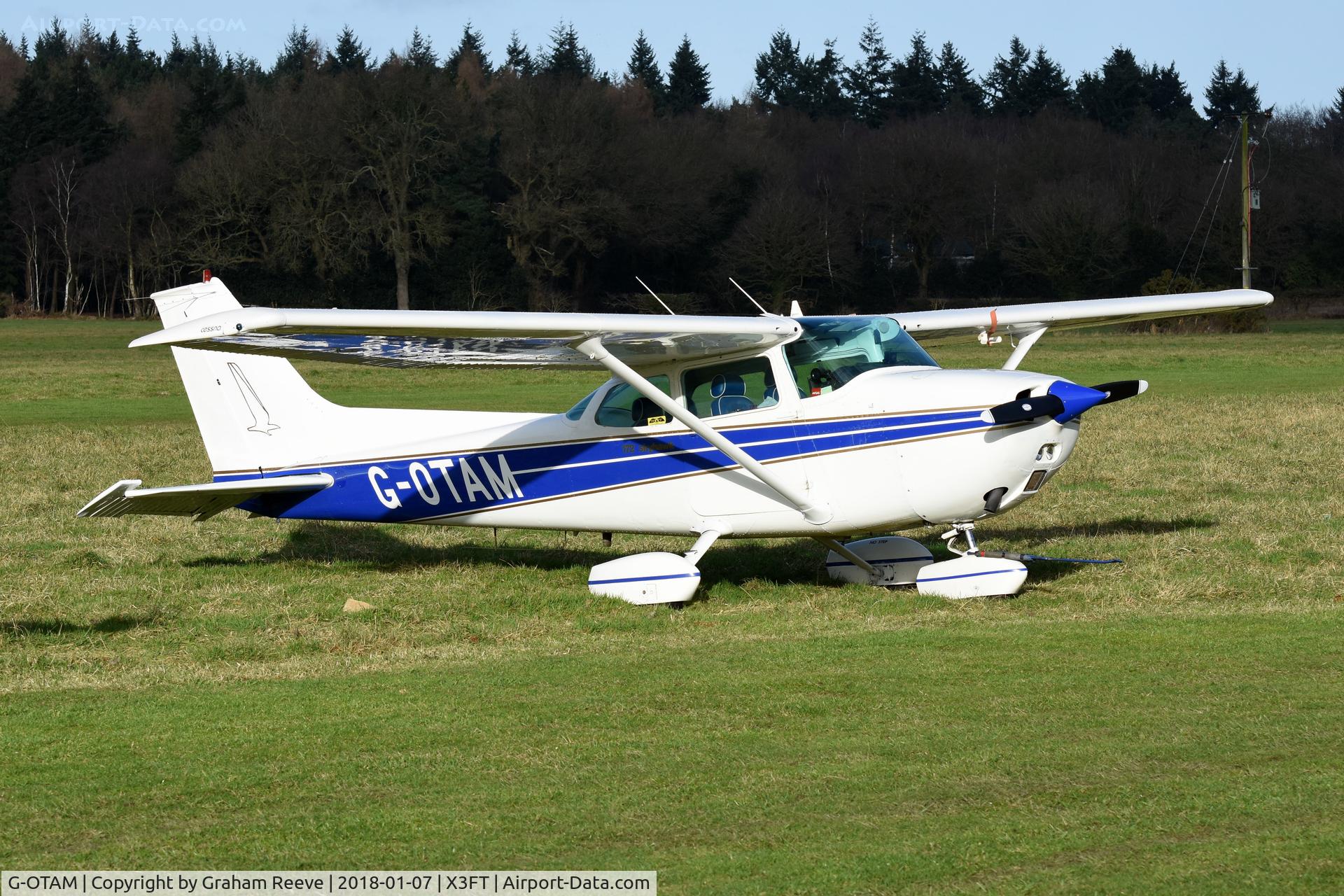 G-OTAM, 1974 Cessna 172M Skyhawk C/N 172-64098, Parked at Felthorpe.