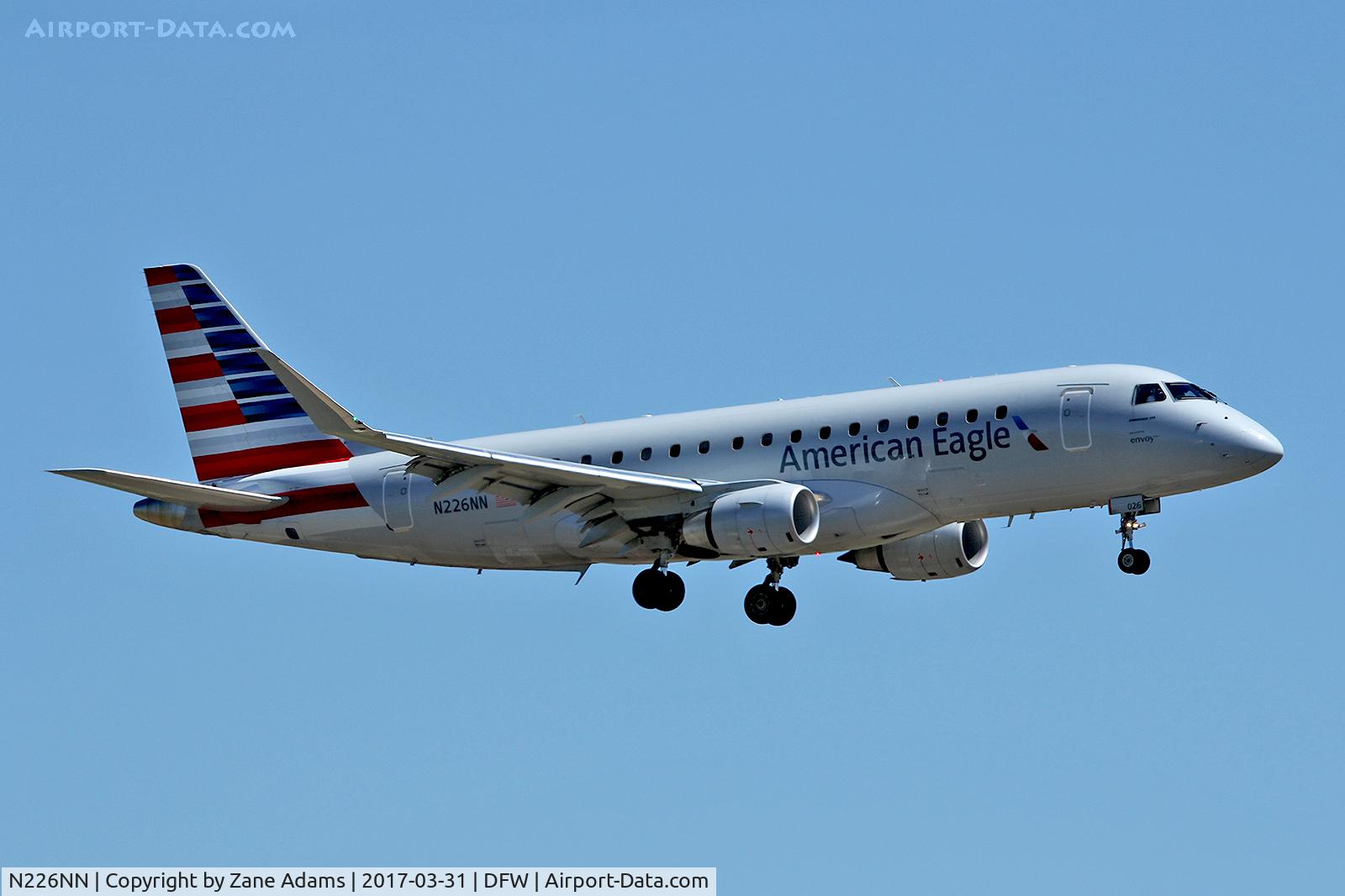 N226NN, 2016 Embraer 175LR (ERJ-170-200LR) C/N 17000540, Arriving at DFW Airport