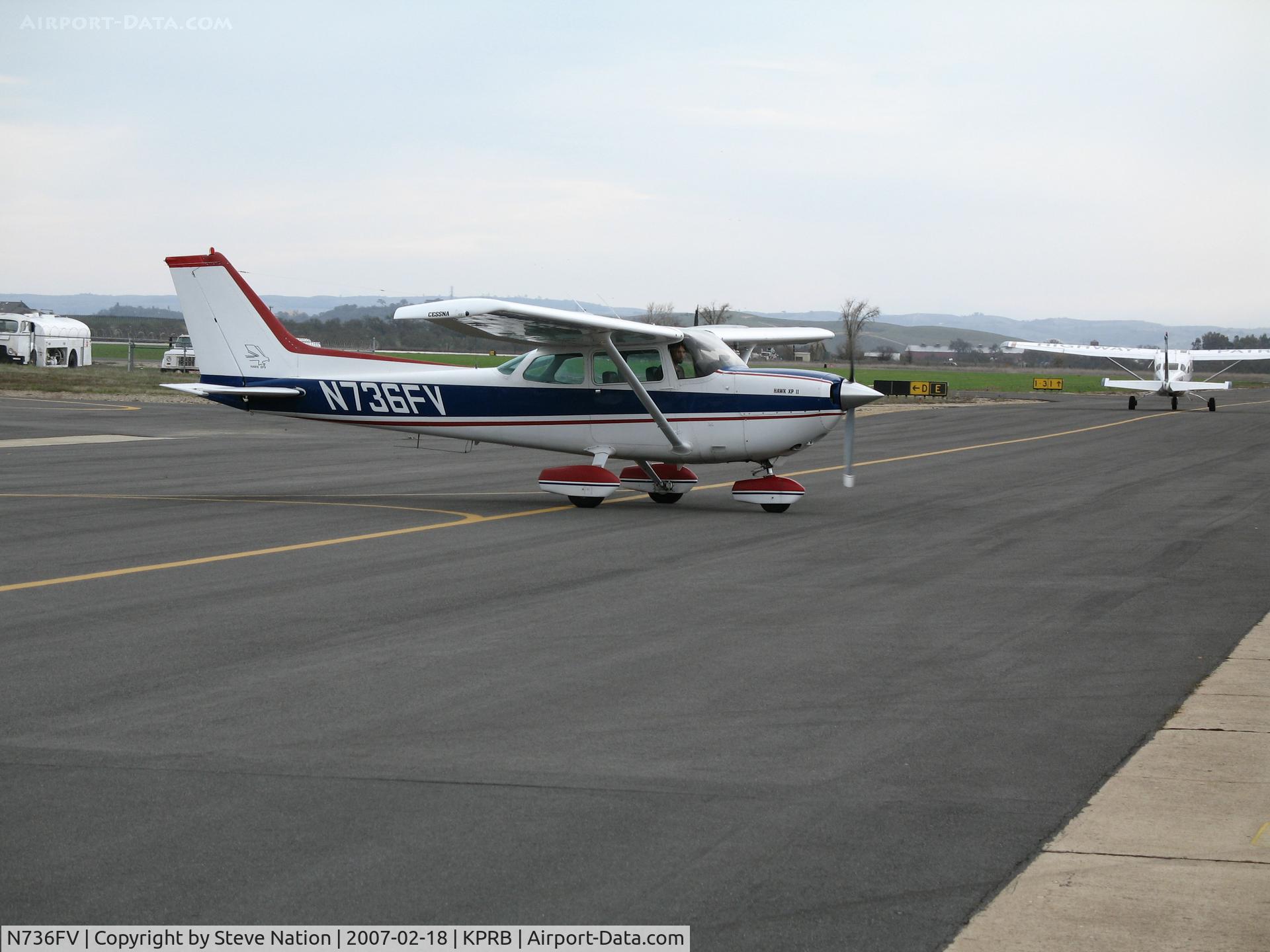N736FV, 1977 Cessna R172K Hawk XP C/N R1722500, 1977 Cessna R172K Skylane taxiing@ Paso Robles Municipal Airport, CA