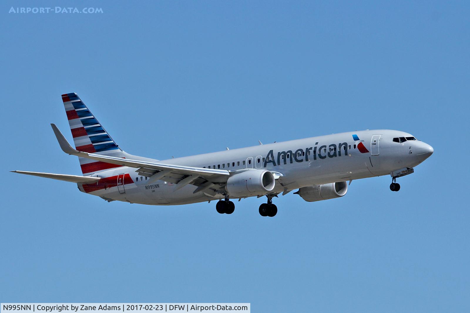 N995NN, 2016 Boeing 737-800 C/N 31245, Arriving at DFW Airport
