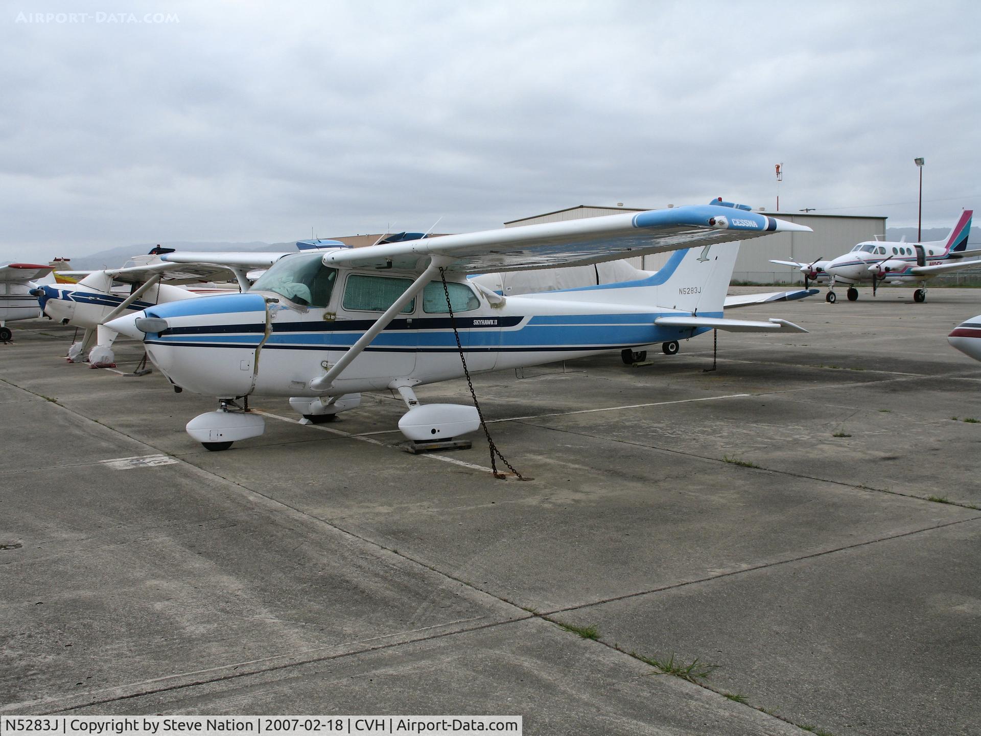 N5283J, 1980 Cessna 172N C/N 17273754, 1980 Cessna 172N Skylane @ Hollister Municipal Airport, CA