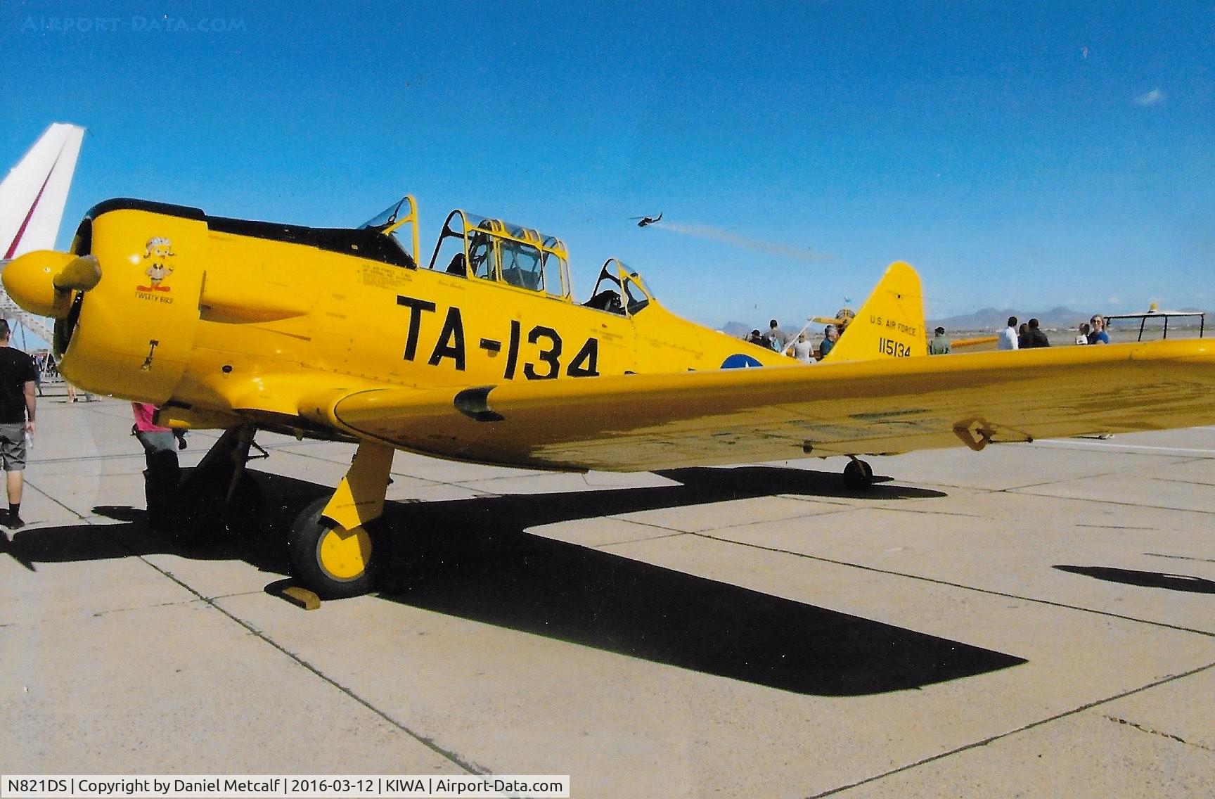 N821DS, 1949 North American T-6G Texan C/N 182-821, Gateway Aviation Day 2016