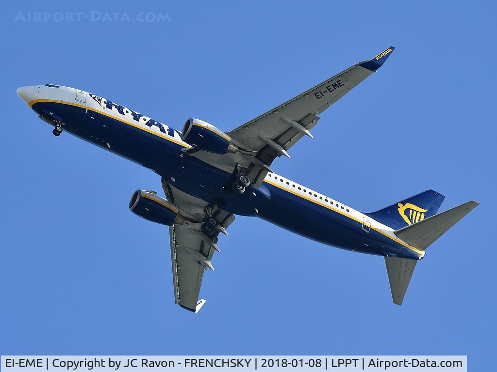 EI-EME, 2010 Boeing 737-8AS C/N 35029, Overflying Belem tower, FR4023 from Krakow (KRK)