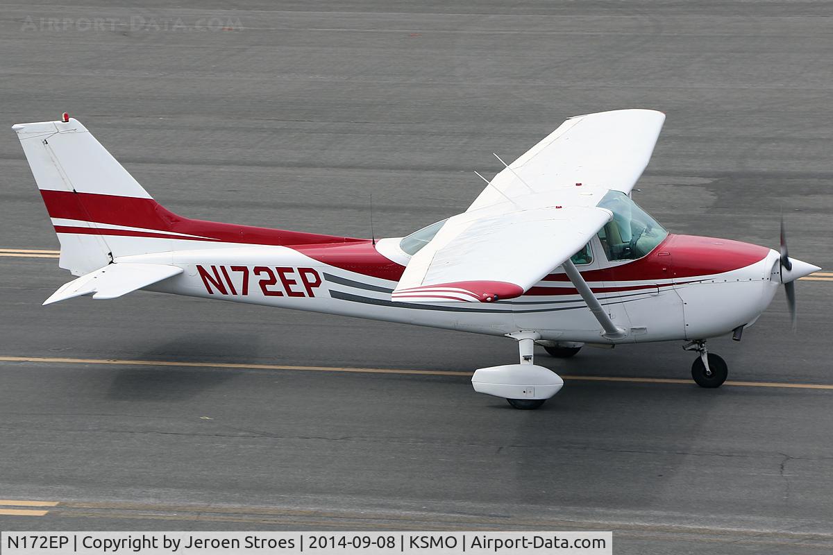 N172EP, 1976 Cessna 172N C/N 17267932, KSMO