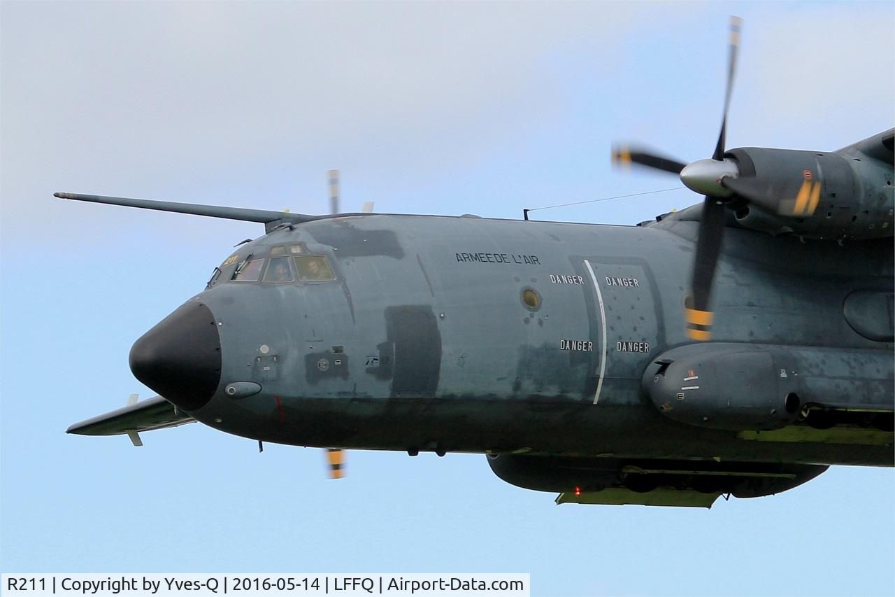 R211, Transall C-160R C/N 214, Transall C-160R, On display, La Ferté-Alais airfield (LFFQ) Air show 2016