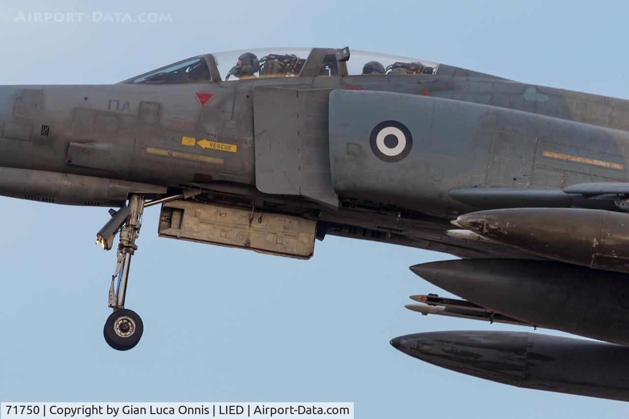 71750, 1977 McDonnell Douglas F-4E AUP Phantom II C/N 5016, LANDING