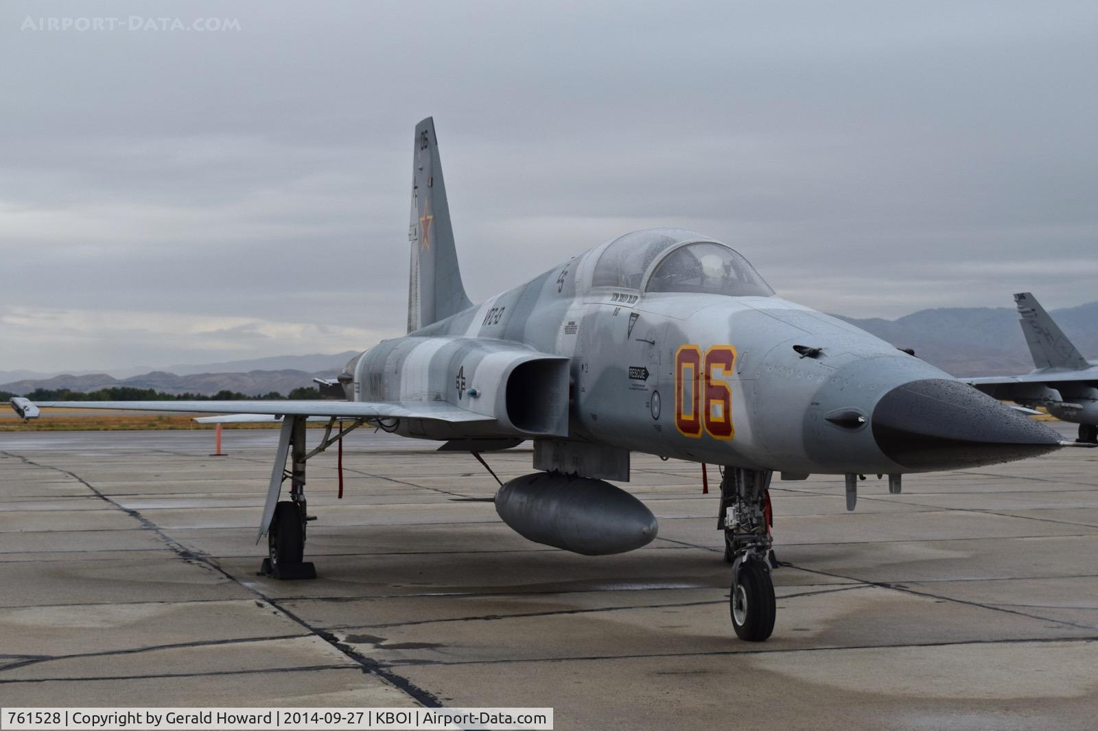 761528, Northrop F-5N Tiger II C/N L.1003, Parked on the south GA ramp. VFC-13  “Saints”, NAS Fallon, NV