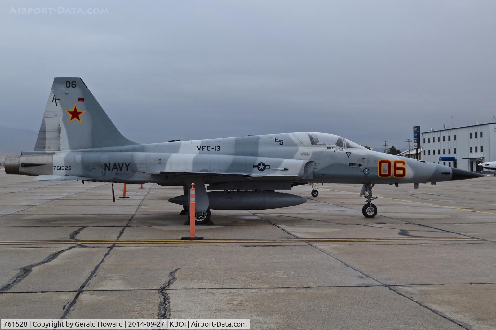 761528, Northrop F-5N Tiger II C/N L.1003, Parked on the south GA ramp. VFC-13  “Saints”, NAS Fallon, NV.